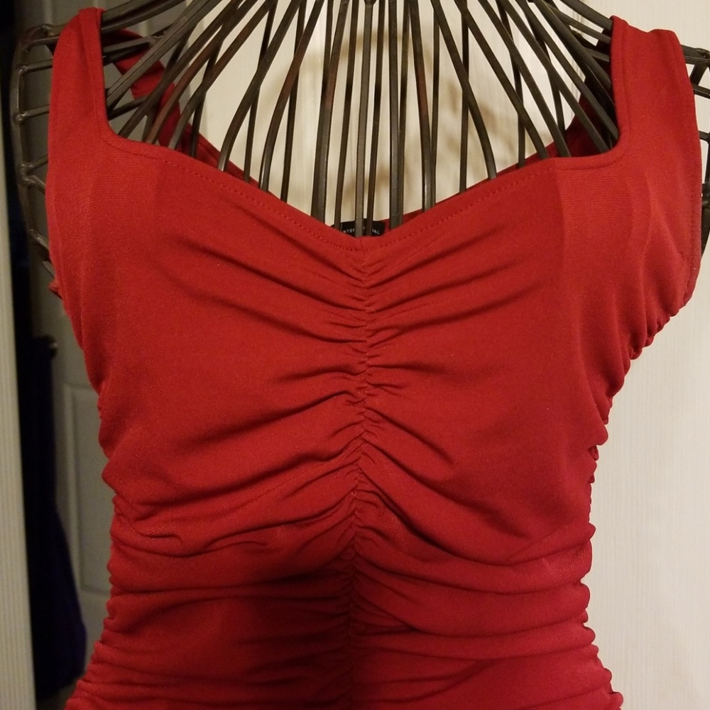 Dress - Picture 3 of 5